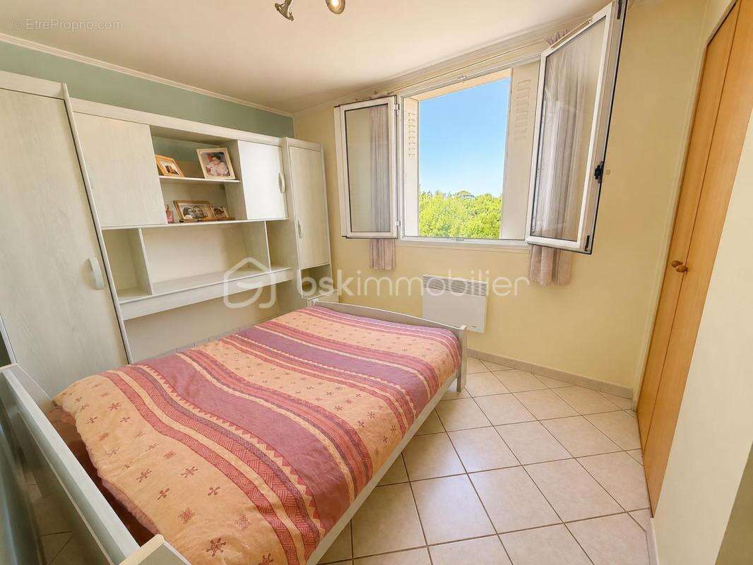 Appartement à MARSEILLE-12E