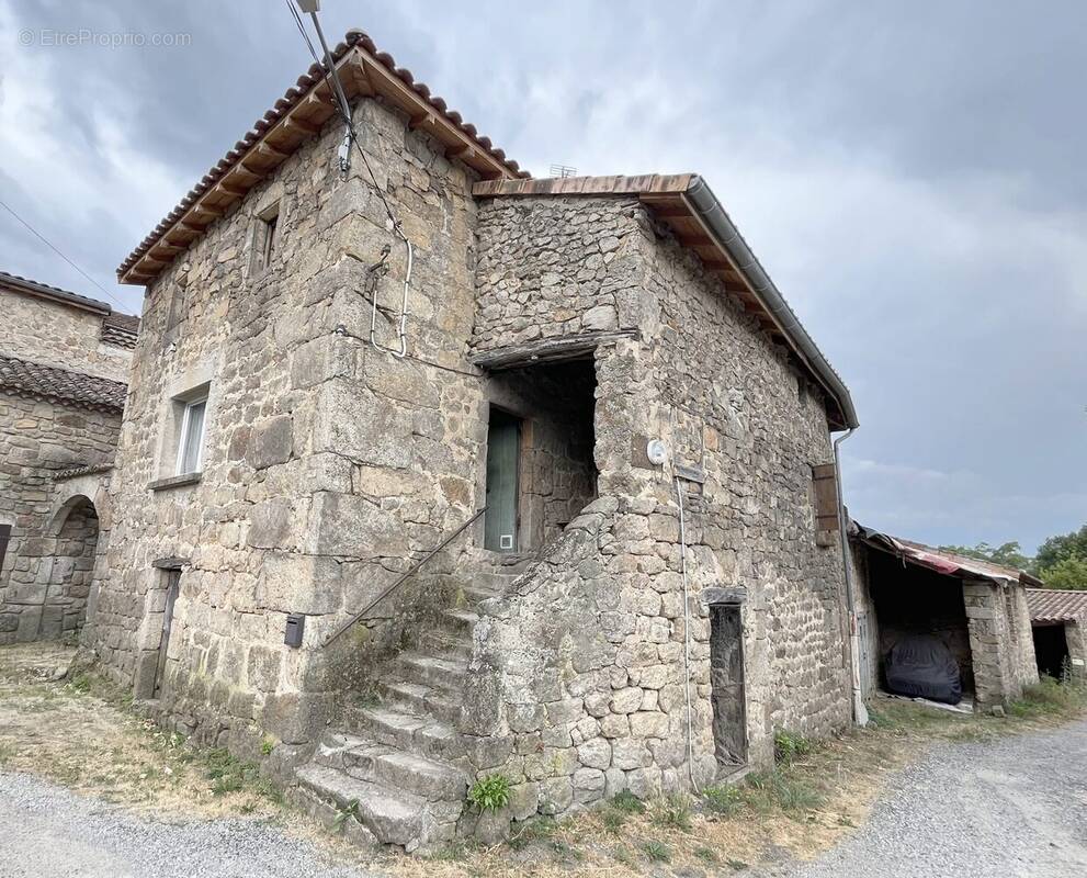Maison 53 m² à Lamastre  - photo 1