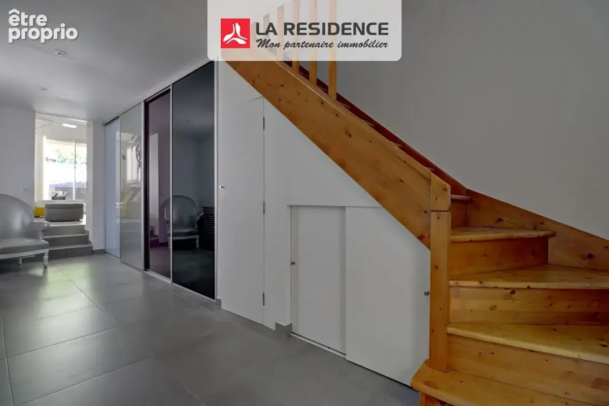 Maison 5 pièces 112 m² à vendre à Saint-Germain-En-Laye (78100) - photo 6