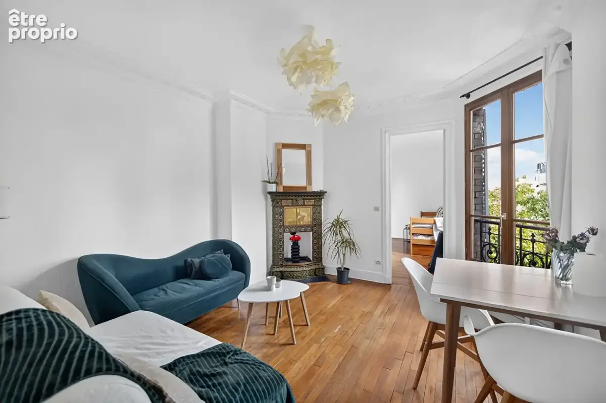 Appartement à COURBEVOIE