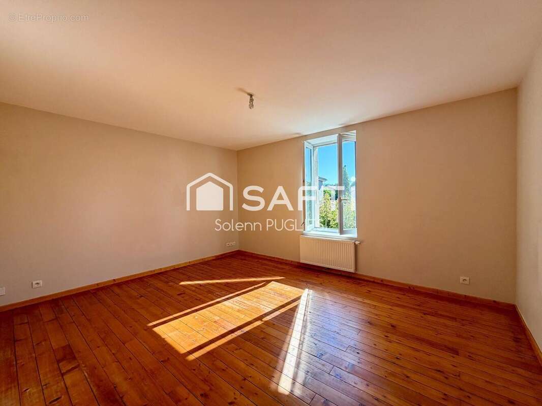 Maison 162 m² à Gillonnay  - photo 6
