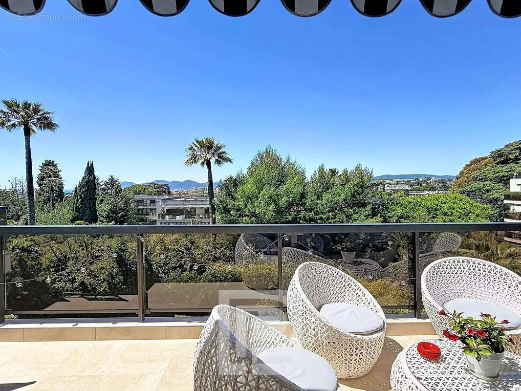 Appartement à CANNES