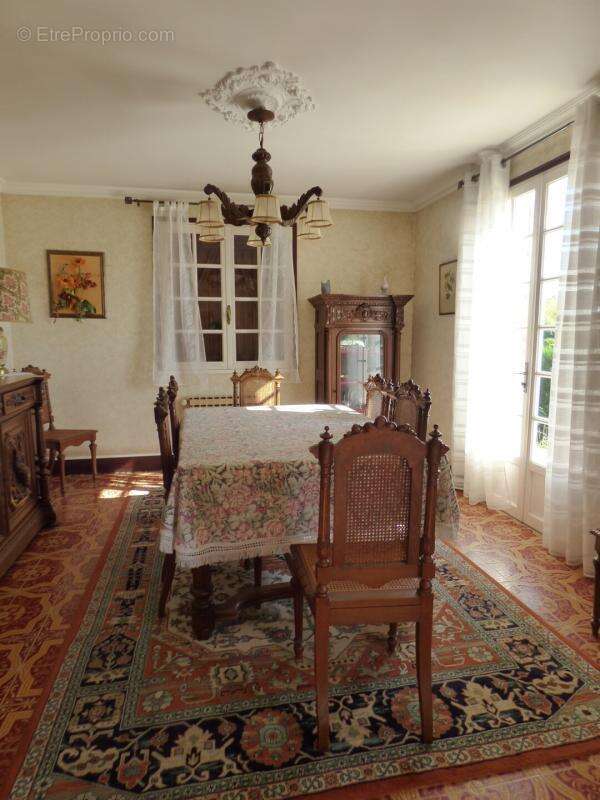 Maison à CHATEAUNEUF-EN-THYMERAIS