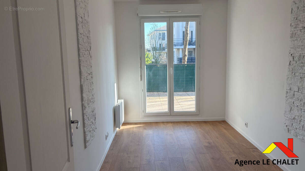 Appartement à VILLENEUVE-LE-ROI