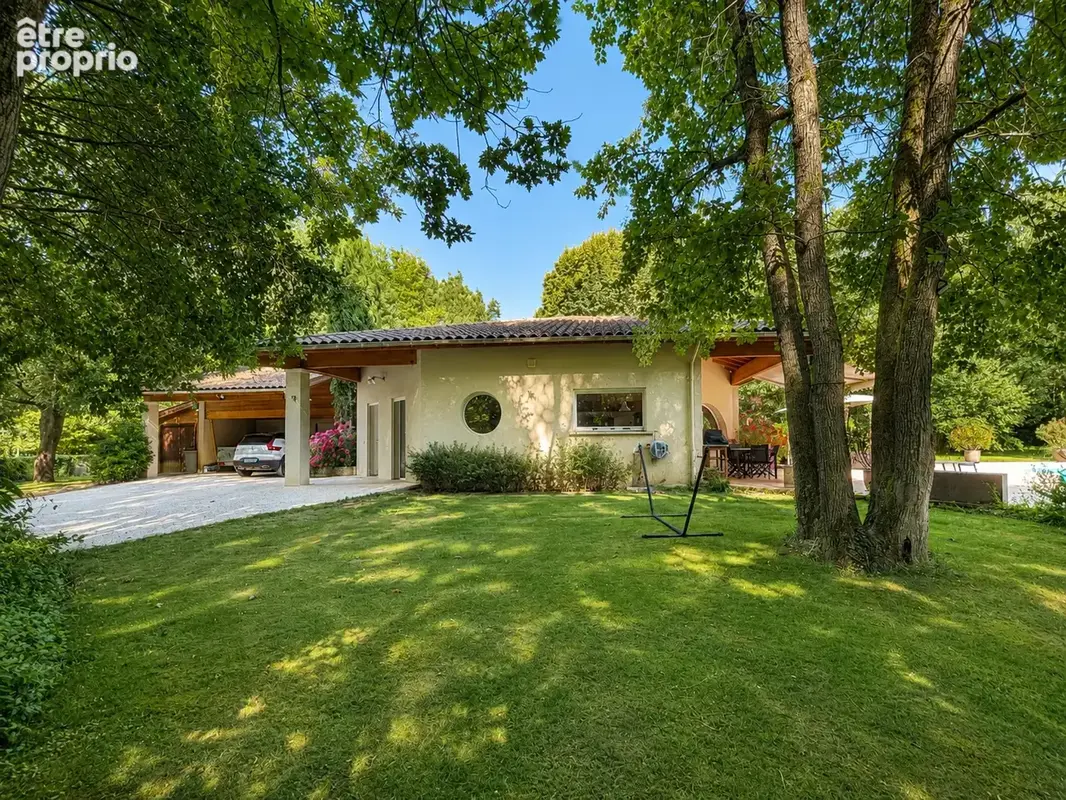 MONTÉLIER   Maison d'architecte de 202 m2 avec piscine 12x6 m sur un parc arboré de 5 266 m2 - photo 2