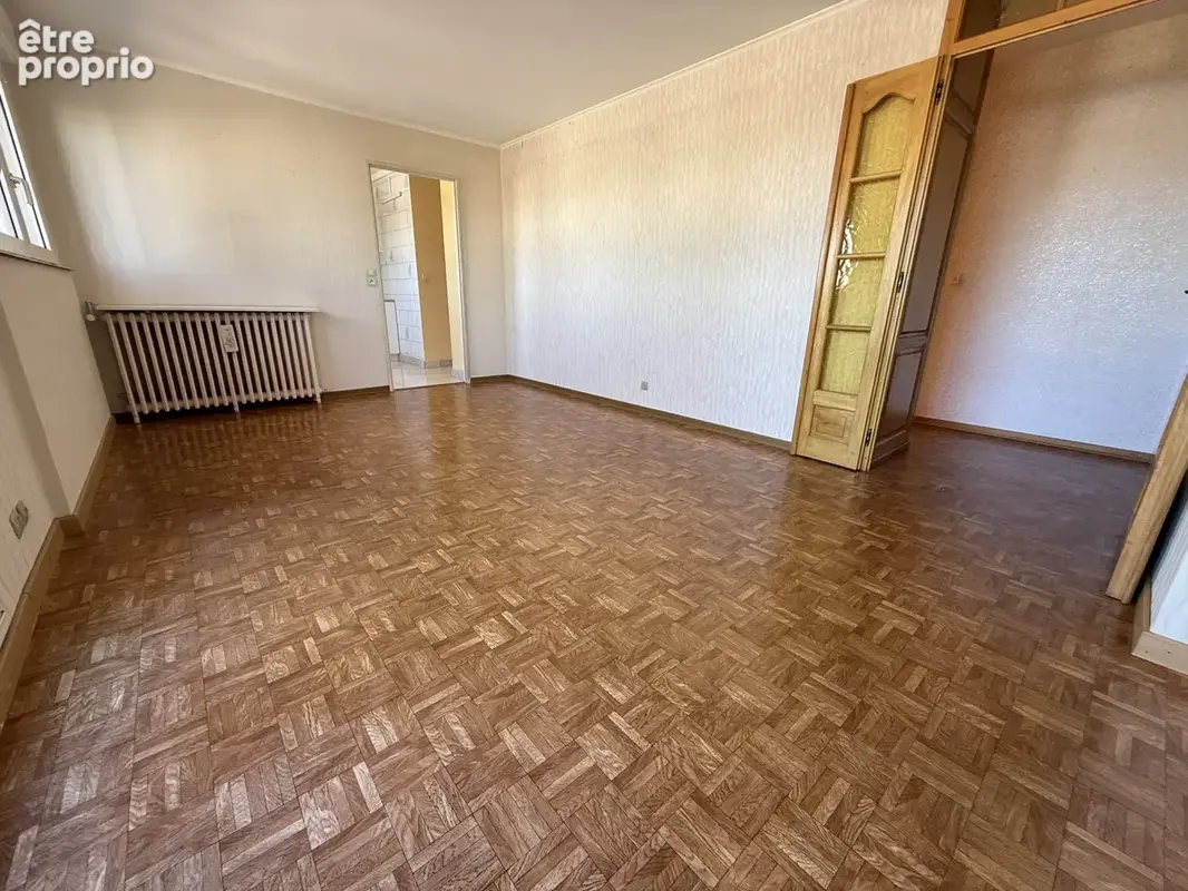 Appartement 4 pieces de 70,48 m2 avec 3 chambres et 2 balcons - photo 2