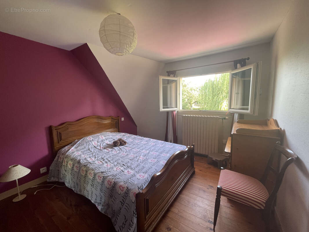 Maison à LE MELE-SUR-SARTHE