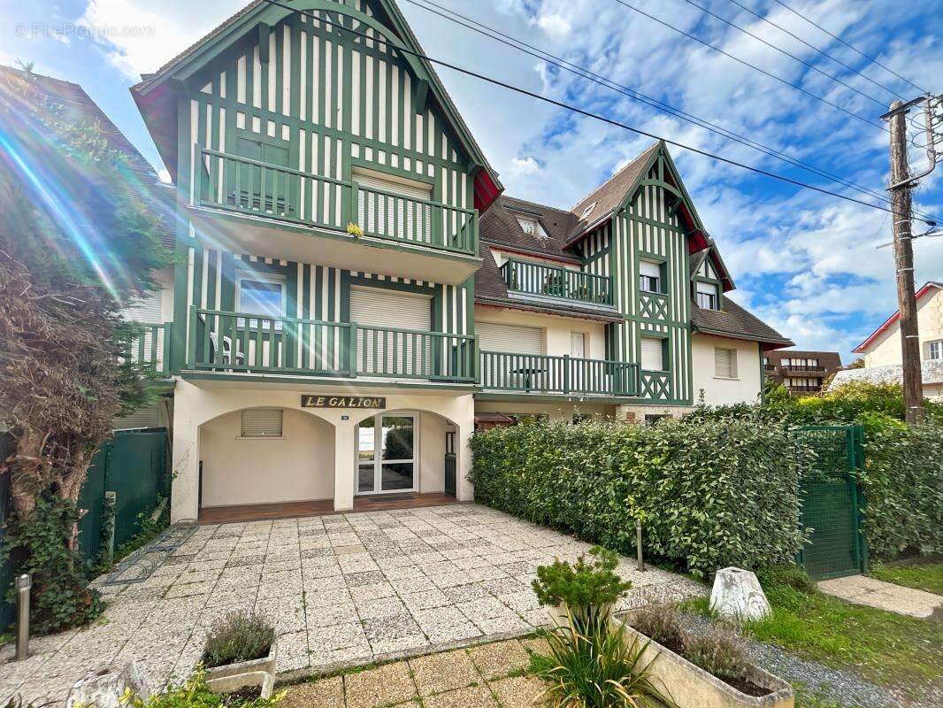 Appartement à BENERVILLE-SUR-MER