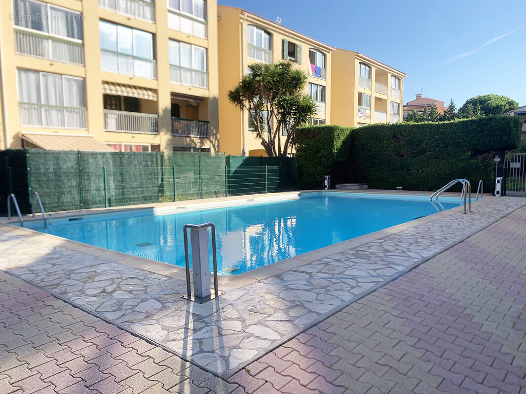 Appartement à SANARY-SUR-MER