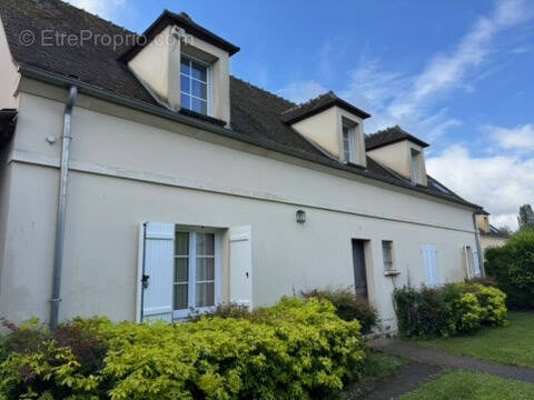 Maison à SENLIS