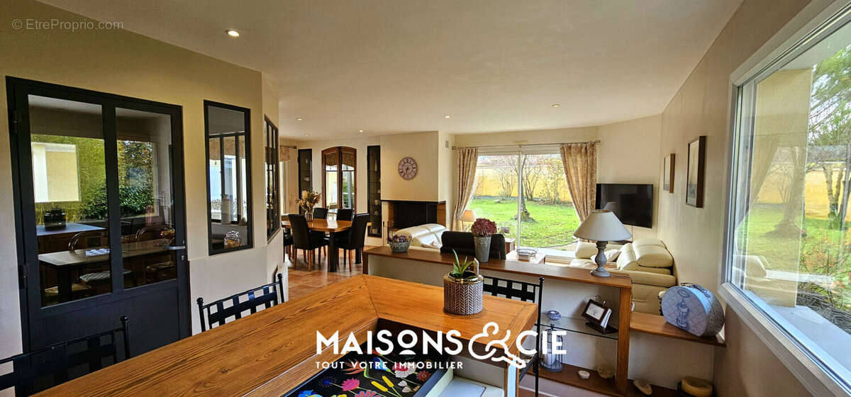 Maison à LAGNIEU