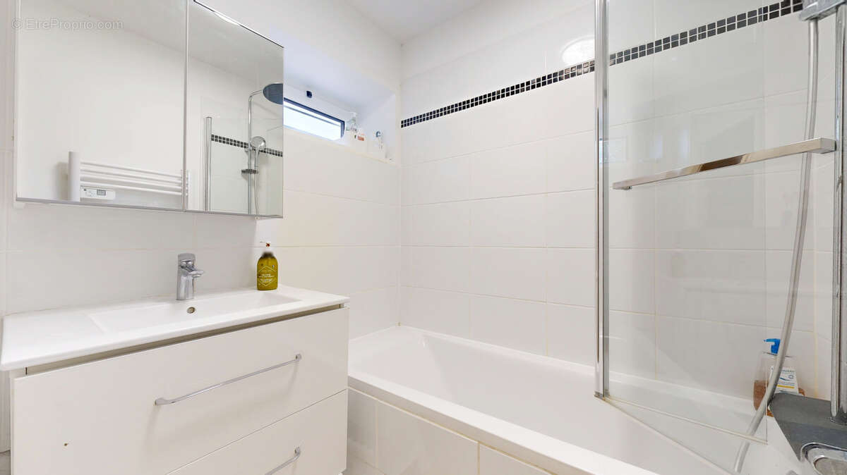 Maison à NEAUPHLE-LE-VIEUX