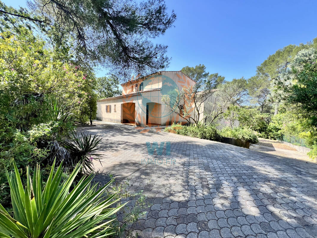 Maison à TRANS-EN-PROVENCE