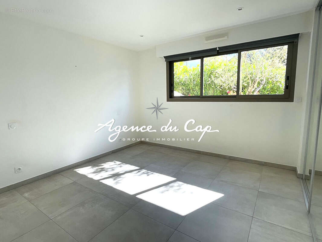 Appartement à SAINT-RAPHAEL