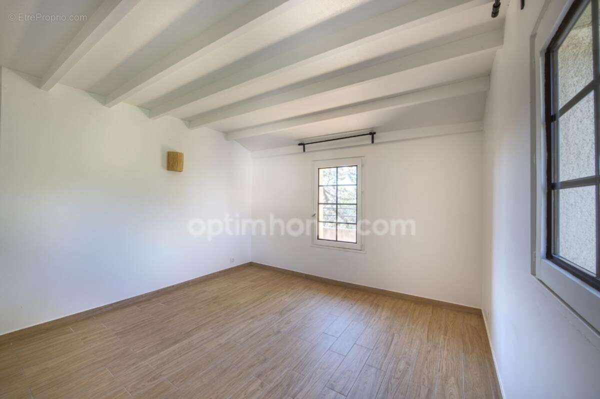 Montpellier - maison de caractère – 7 chambres – t3 indépendant – 2 garages - photo 15