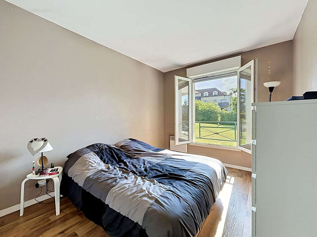 Appartement à DAMMARIE-LES-LYS