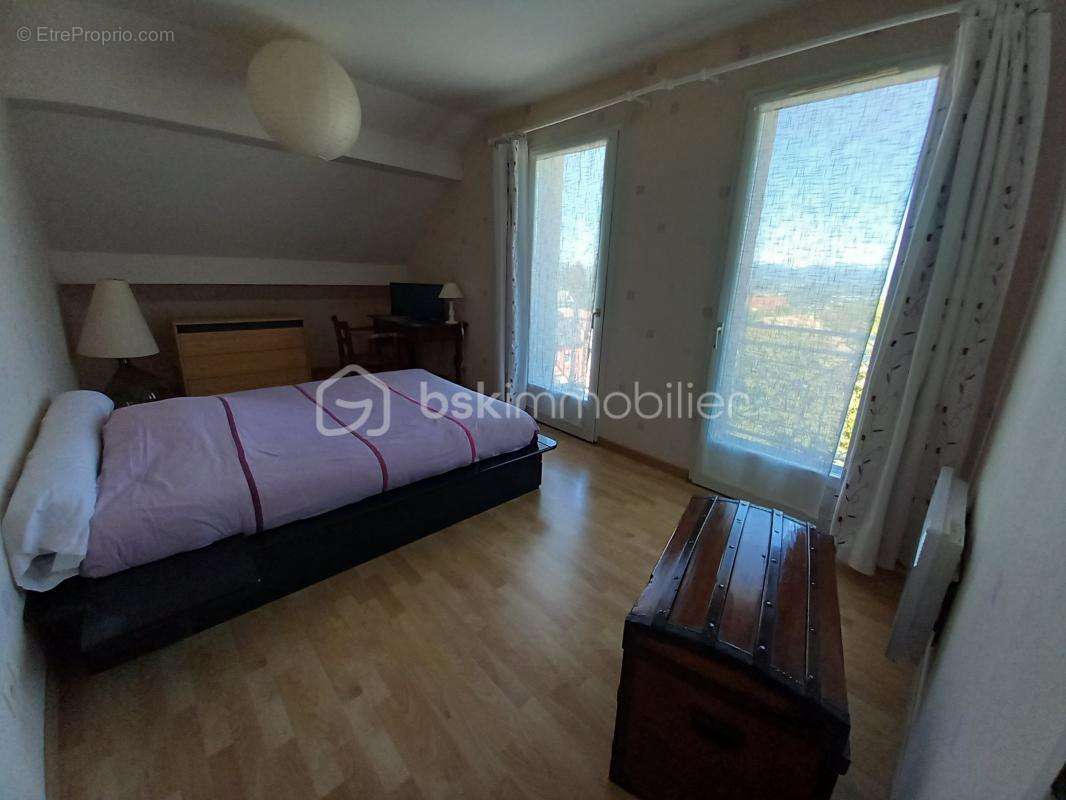 Maison à BEAUCROISSANT