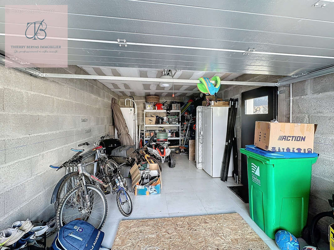 Maison à PLOUGONVELIN