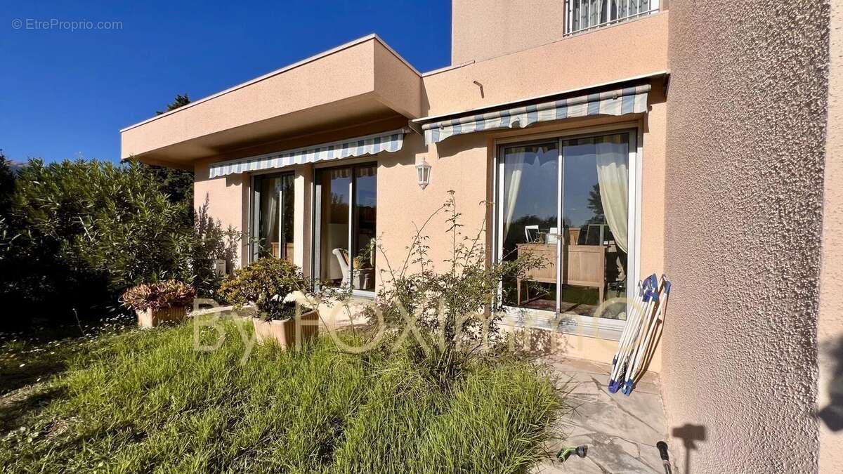 Maison à LA COLLE-SUR-LOUP