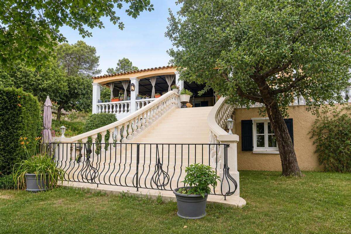 Maison de 7 pièces de 165 m² à Cabasse - photo 14