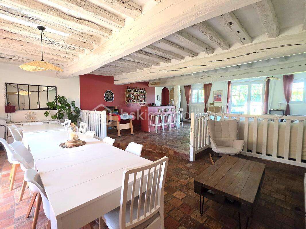 Maison à COULOMMIERS