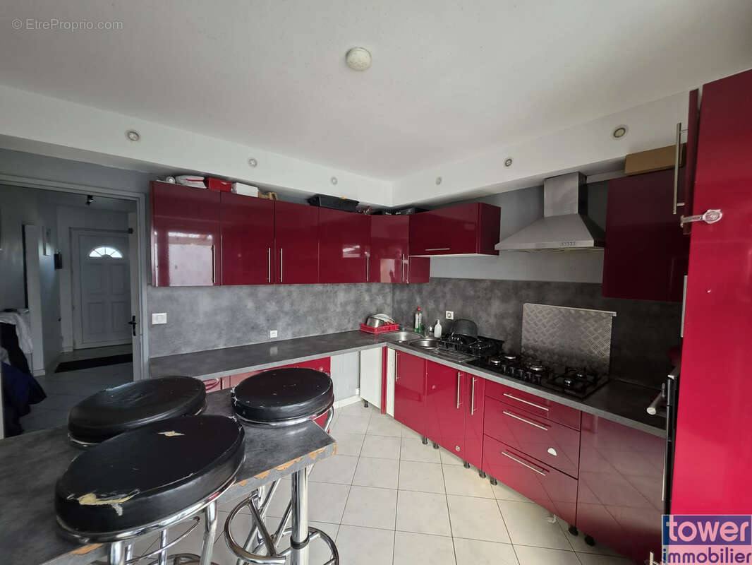 Maison 137 m2 / 6 chambres / terrasse 41 m2 / sous-sol aménagé / garage double / jardin. - photo 5