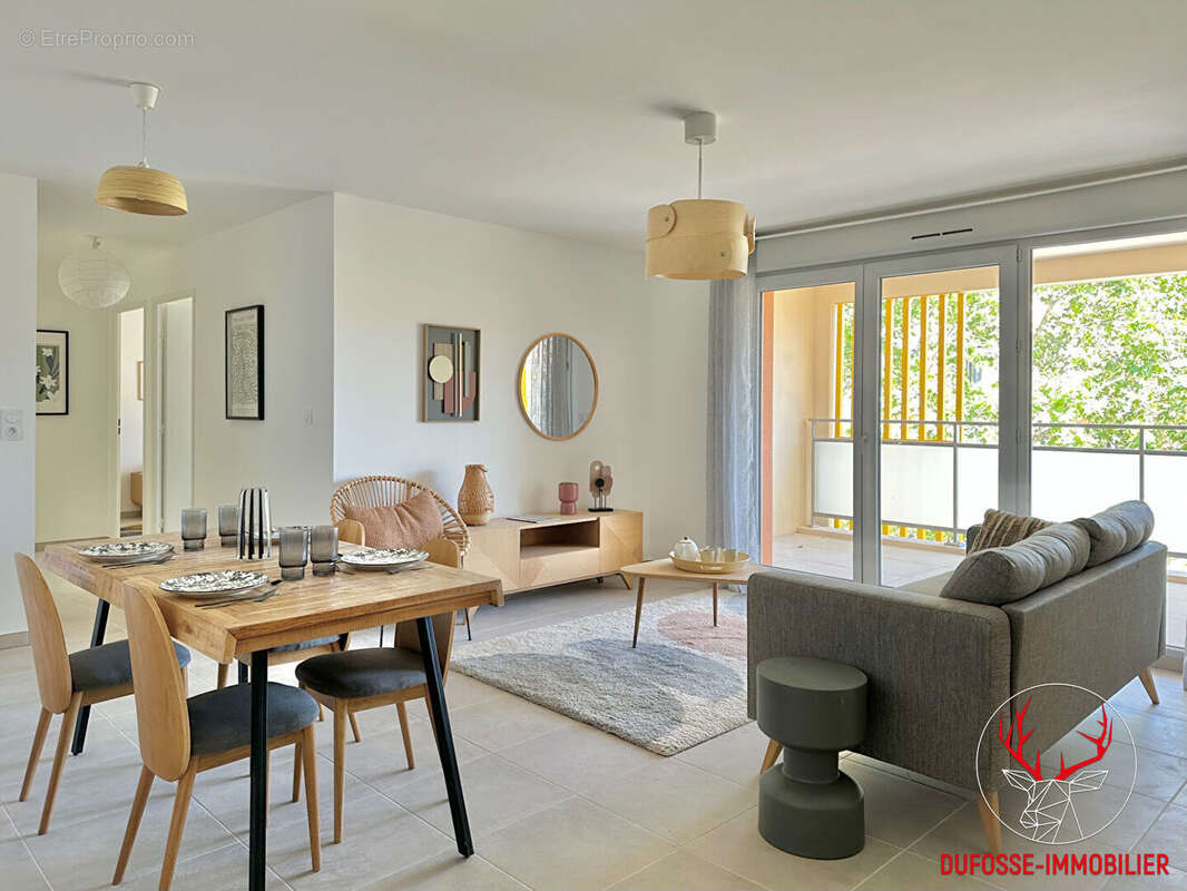 Appartement à SIX-FOURS-LES-PLAGES