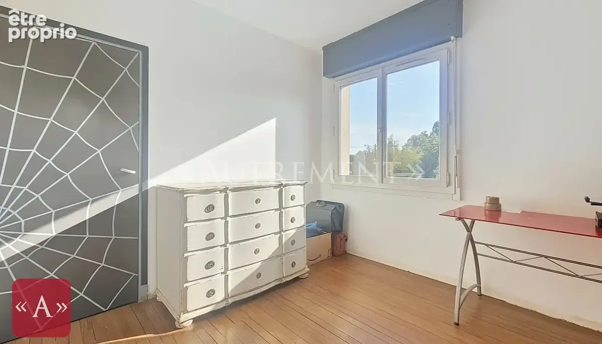 Immeuble à usage mixte - photo 11