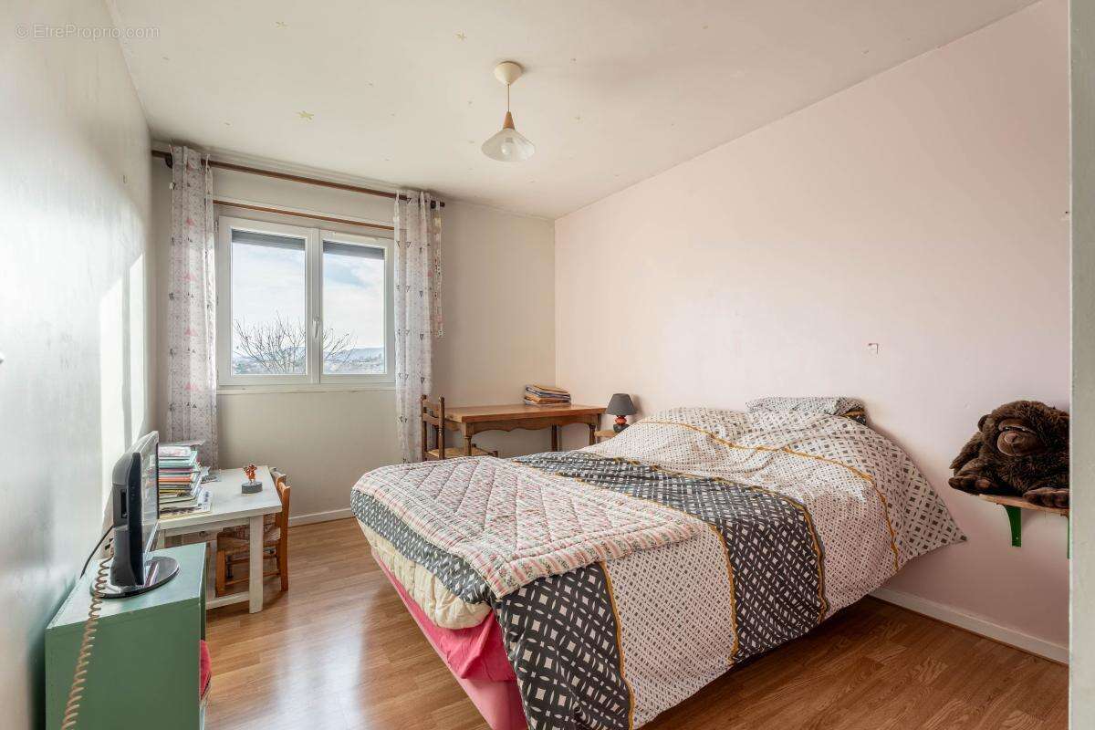 Maison à FLEURIEUX-SUR-L'ARBRESLE