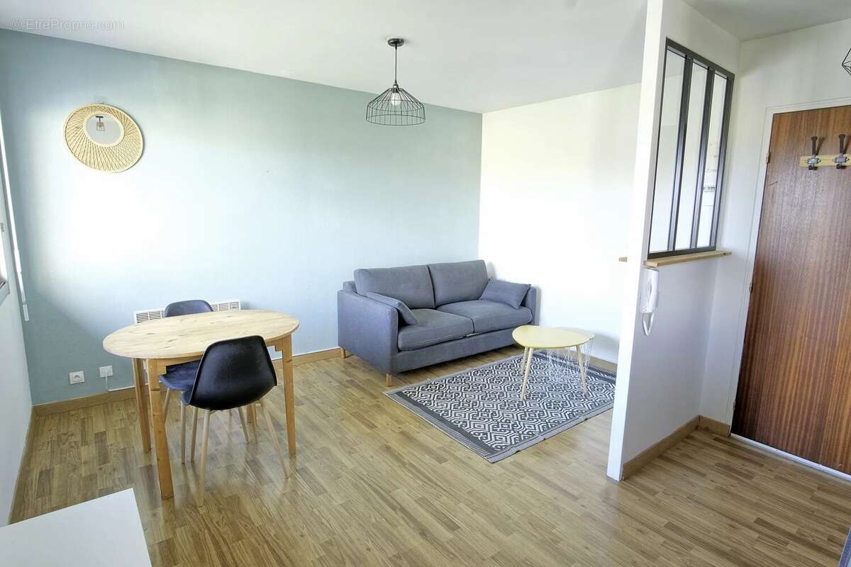 Appartement à COURSEULLES-SUR-MER