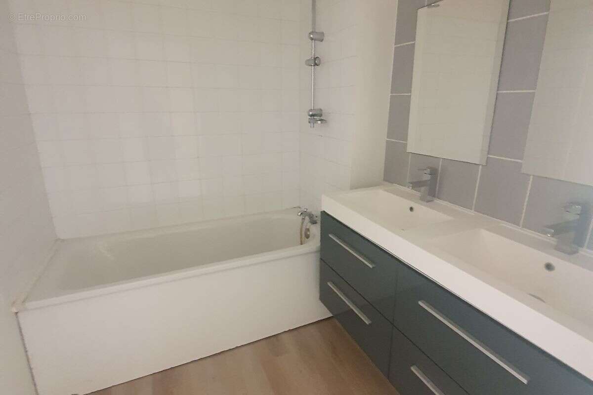 Appartement à MARSEILLE-11E