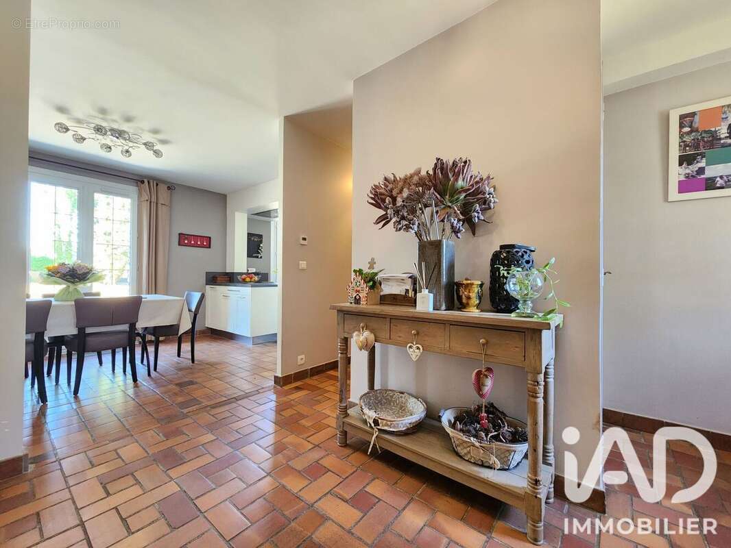 Maison 165 m² à Pommeuse  - photo 6