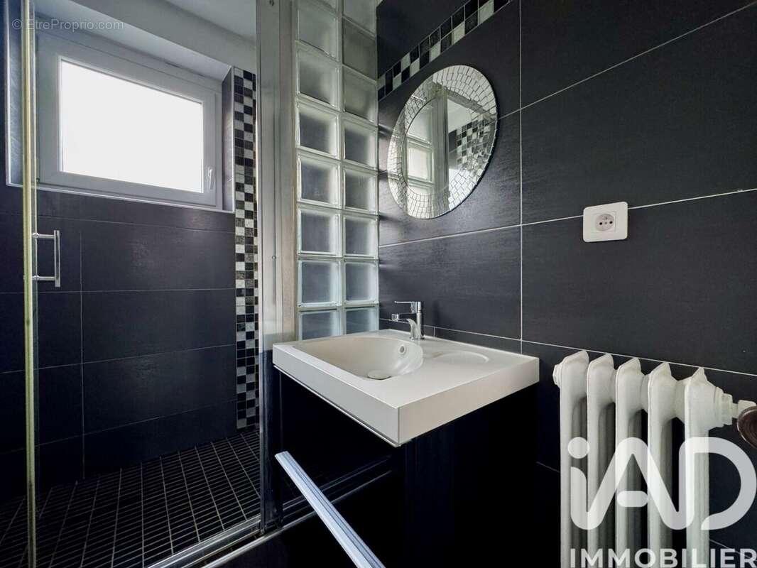 Photo 7 - Appartement à VERSAILLES