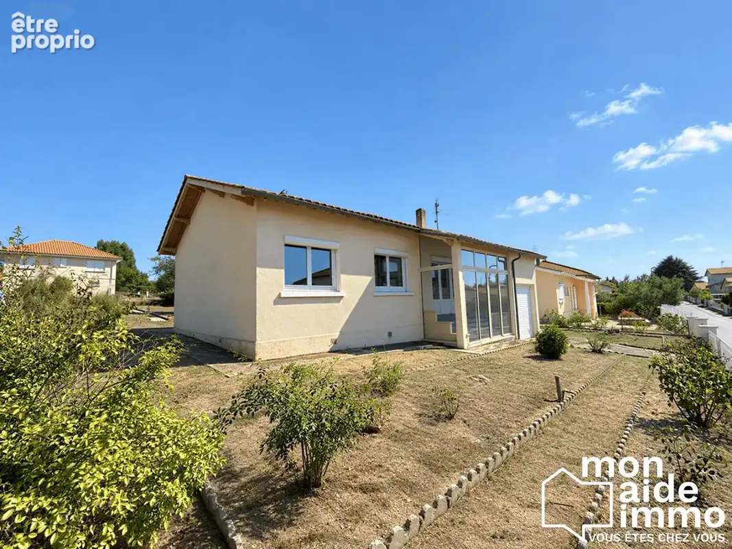 Photo Maison à Coutras au prix de 97 000€