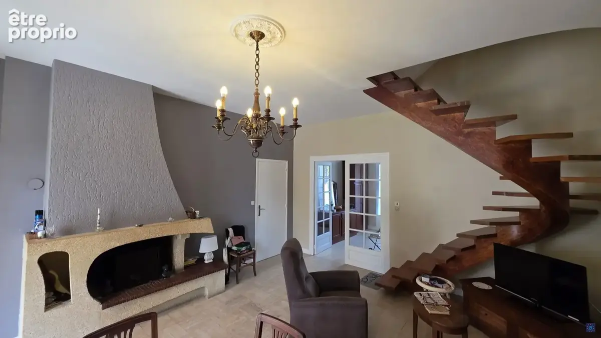 Maison 120 m² à Gemozac  - photo 3