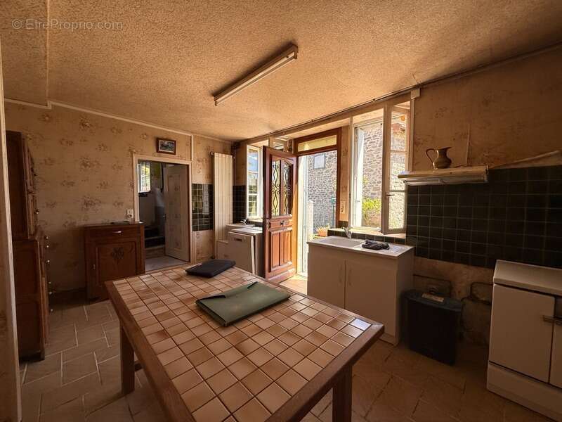 Maison en pierre de 126m², 4 chambres, avec grange 65 000 € - photo 21