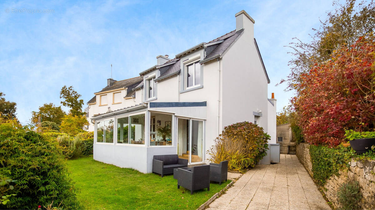 Maison à RIEC-SUR-BELON