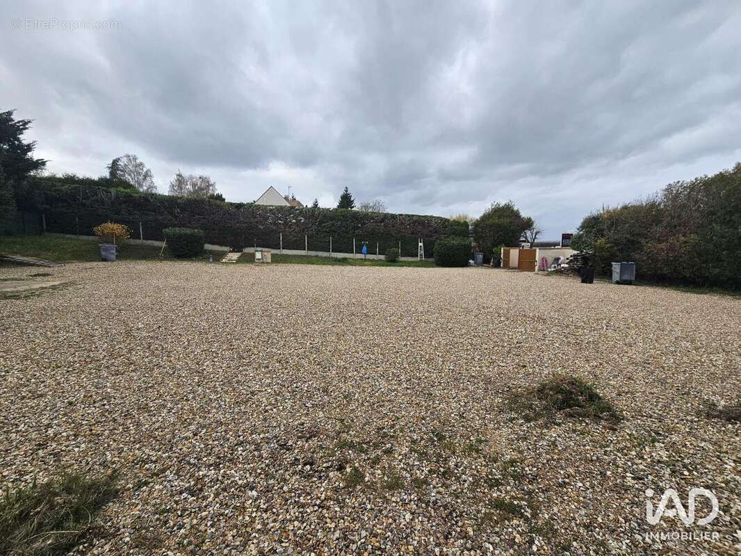 Photo 2 - Terrain à CHAMBOURCY