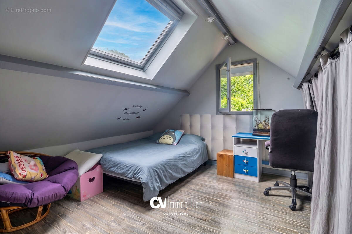 Maison - 4 chambres - 140 m2 - photo 8