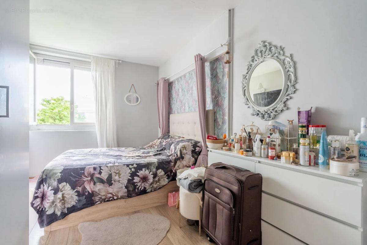 Appartement à ROSNY-SOUS-BOIS