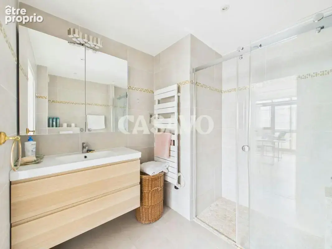 Vente Appartement 2 pièces de 66m² - 92200 Neuilly-sur-Seine - photo 9