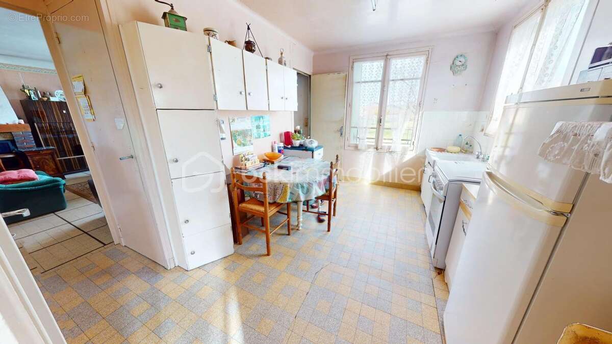 Maison à BELLEGARDE