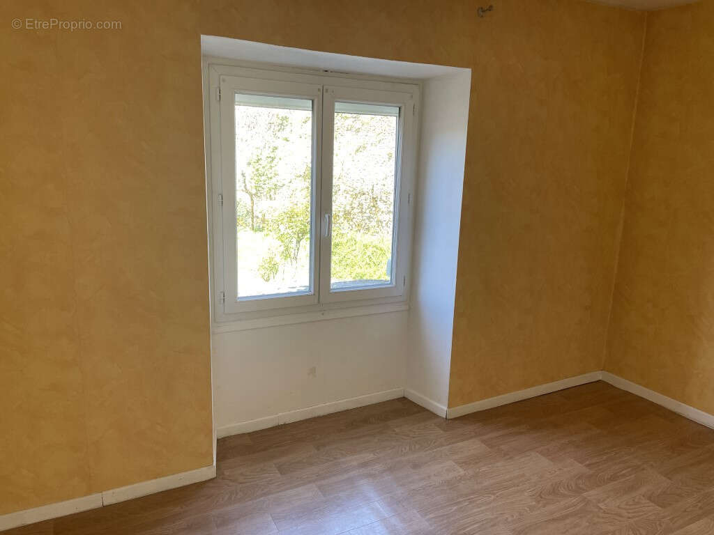 Appartement à LUBERSAC