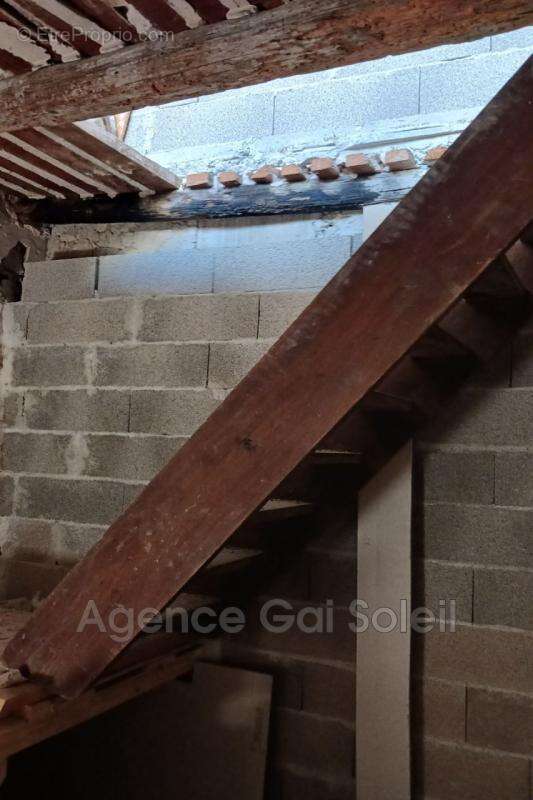 Maison à NISSAN-LEZ-ENSERUNE