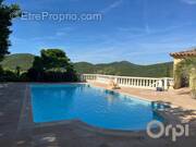 Maison à LES ISSAMBRES