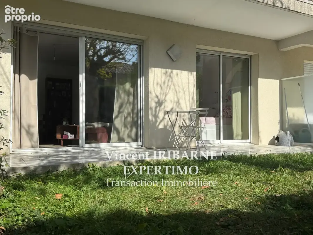 Appartement à SAINTES