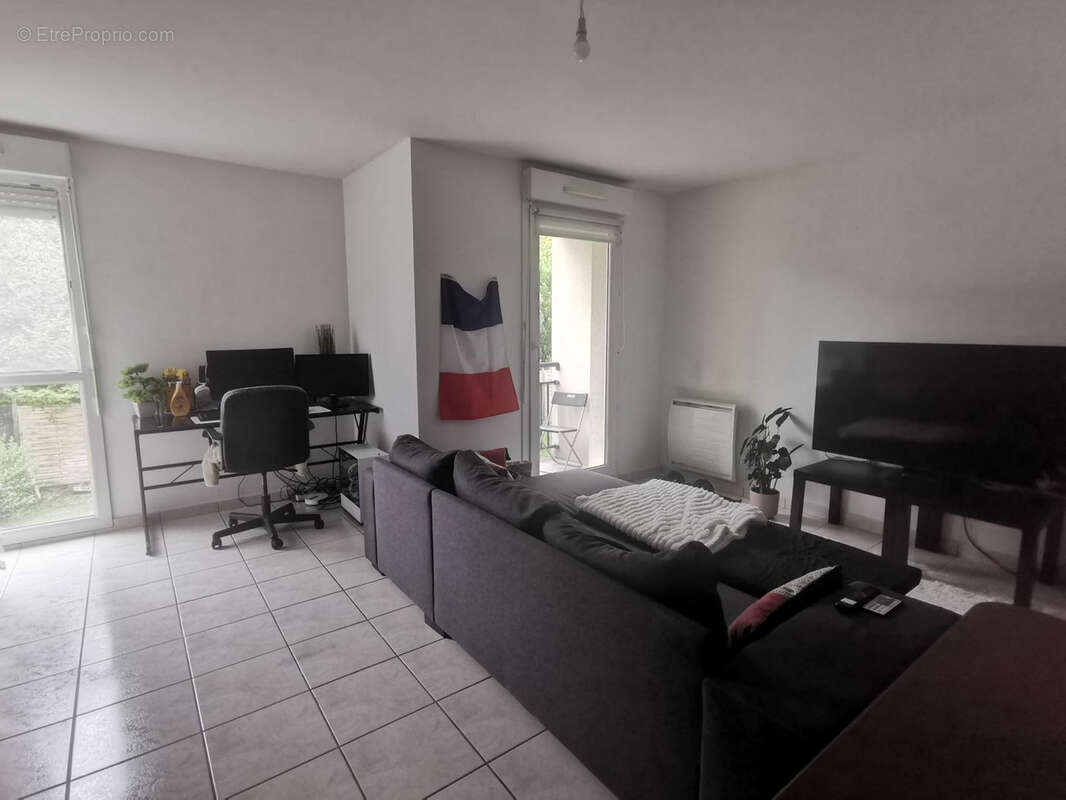 Appartement F2  de 42,33 M2 avec parking - photo 2