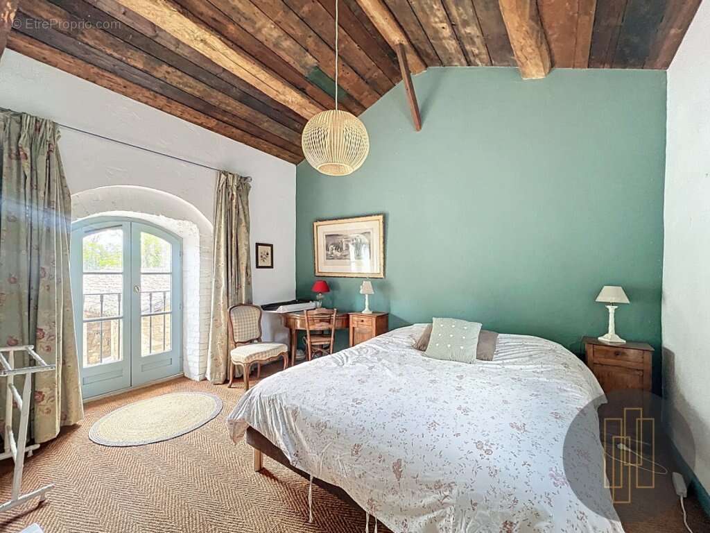 Maison à SAINTE-EUPHEMIE