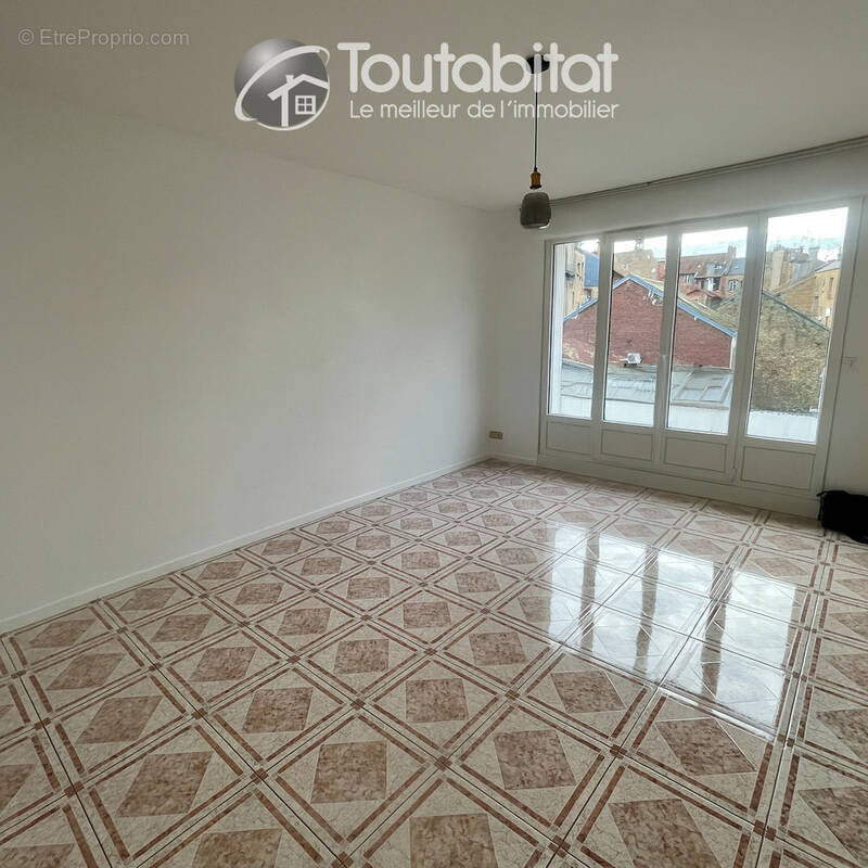 Appartement à CHARLEVILLE-MEZIERES