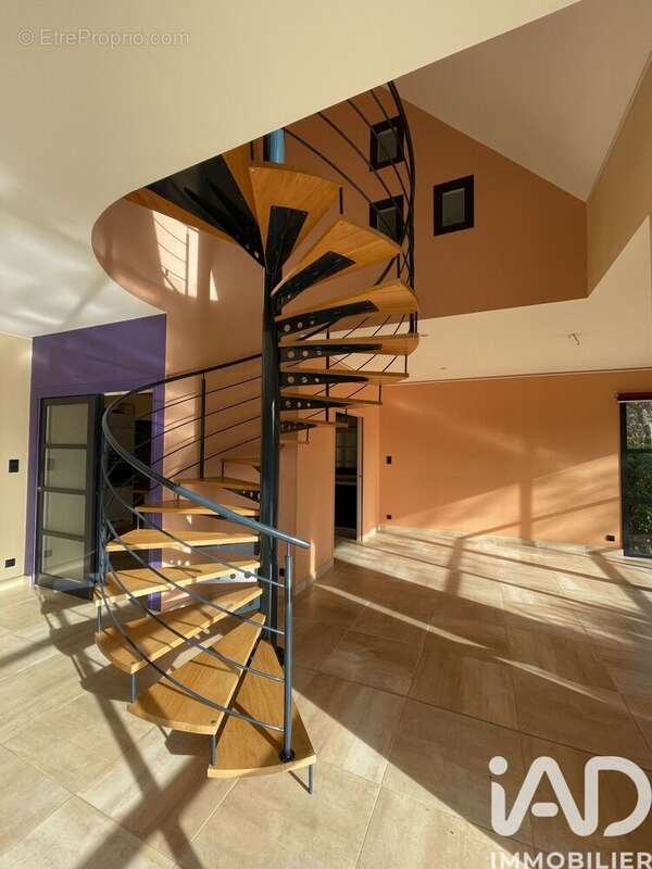 Maison 252 m² à Loctudy  - photo 9